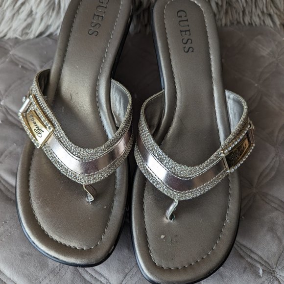 Guess Gold Thong Wedge Sandals with rhinestones size Women 7.5 - Picture 3 of 9